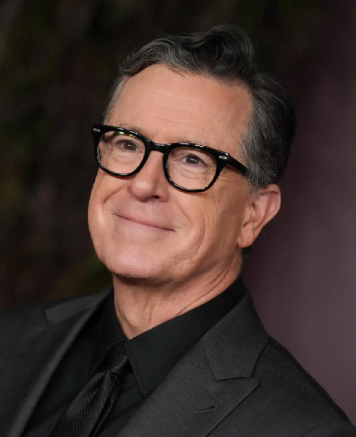 扣熊开发指环王新电影据《综艺》报道，一部全新的《指环王》电影正在开发，暂定名《指