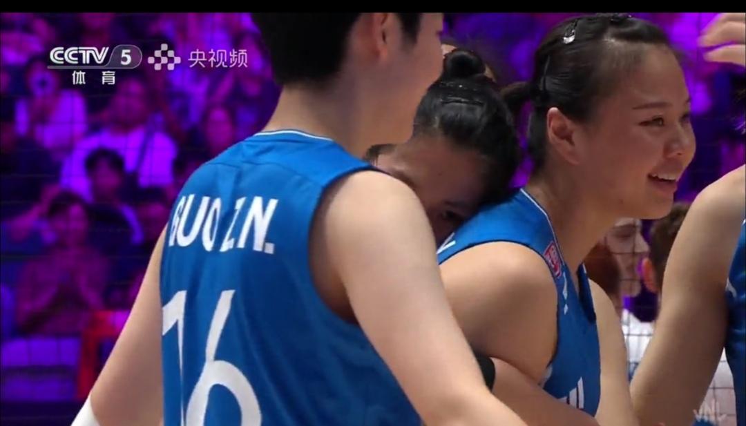 中国女排“拦网”花开，3：0完胜乌克兰女排！


2026VNL女排联赛第三周分