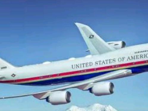 美国空军一号经典专机正式退役！
 6月18日，美军老牌VC-25A空军一号完成最
