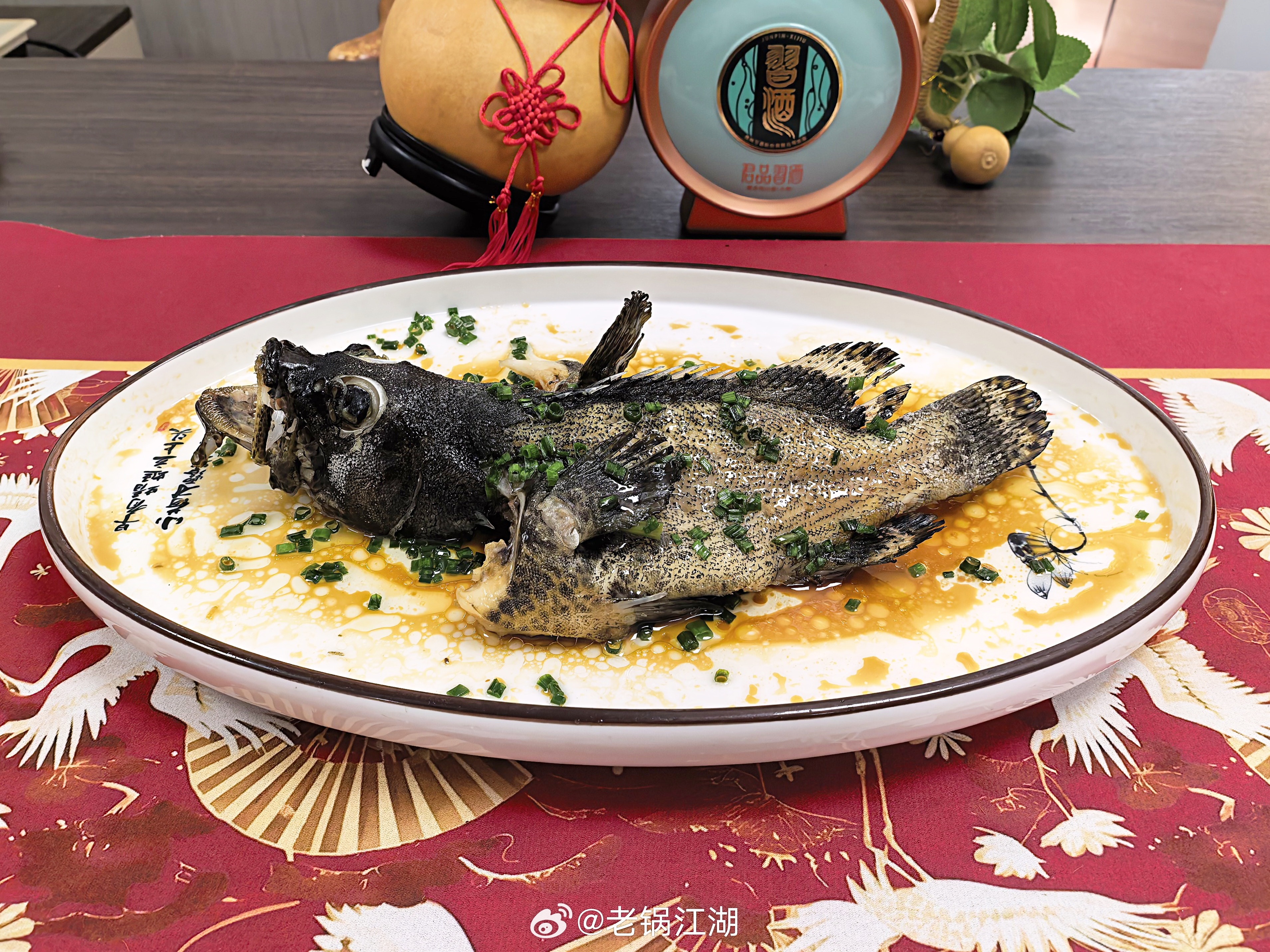 好好吃饭是人生大事。山不在高，有仙则灵；菜不在贵，对味就行。 ​​​