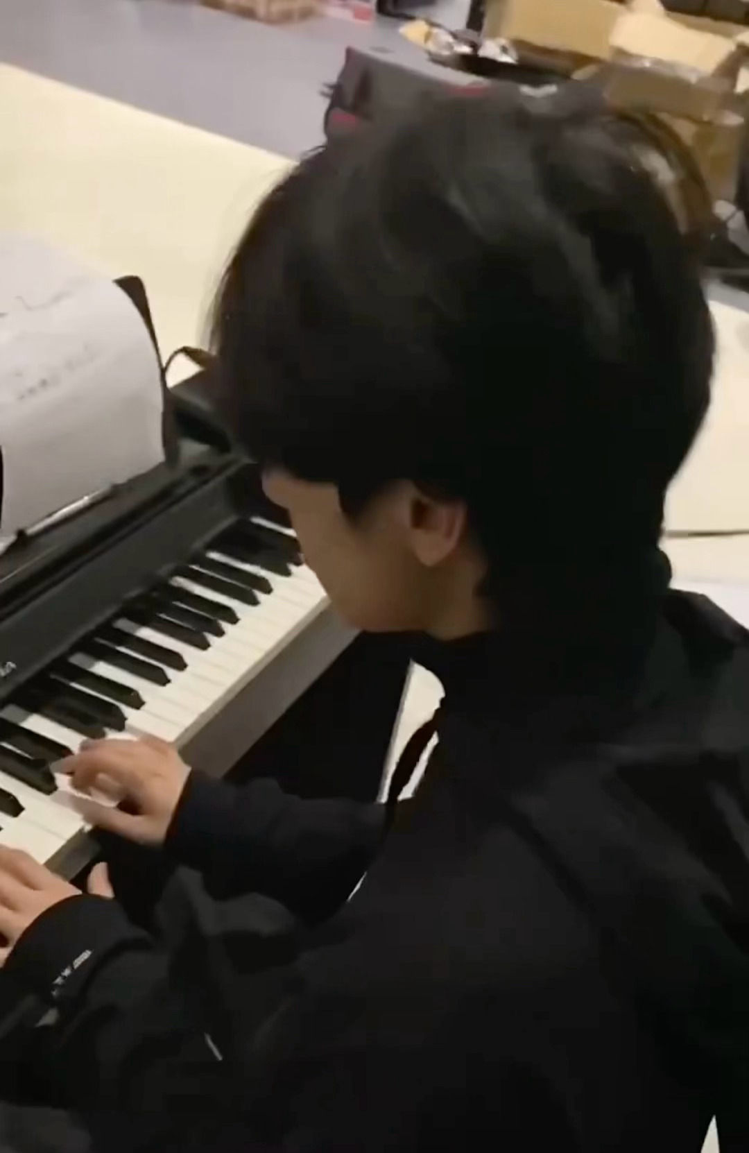 温柔本身🎹 