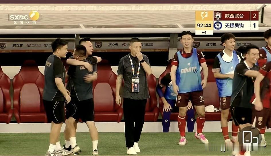 陕西联合在主场凭借外援伊兰杜斯特的，两例进球，主场逆转无锡无钩2-1战胜对手。