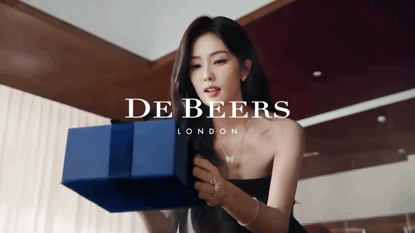 白鹿出镜DeBeers戴比尔斯七夕宣传大片，官宣合作后的首组重要节点宣传物料，很