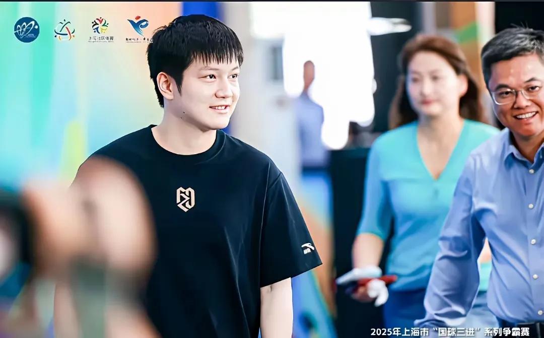 小胖的保密工作做的相当到位，今天参加“韵动杨浦.秀出来”乒乓球选拔赛，硬是提前没