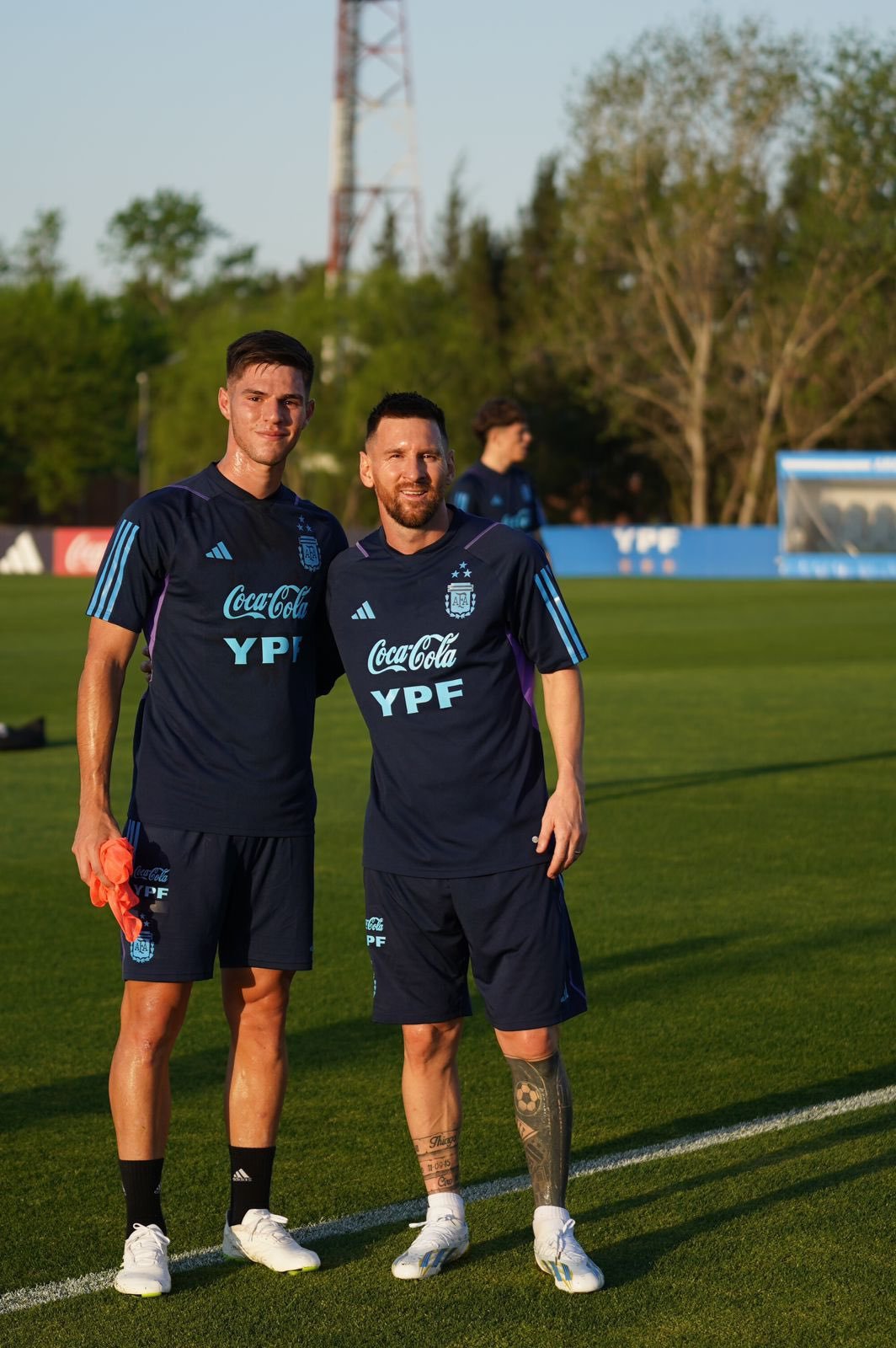 【[色][色][色]】马可·佩莱格里诺谈到与梅西的会面🎙️：“我闻到了一种疯狂