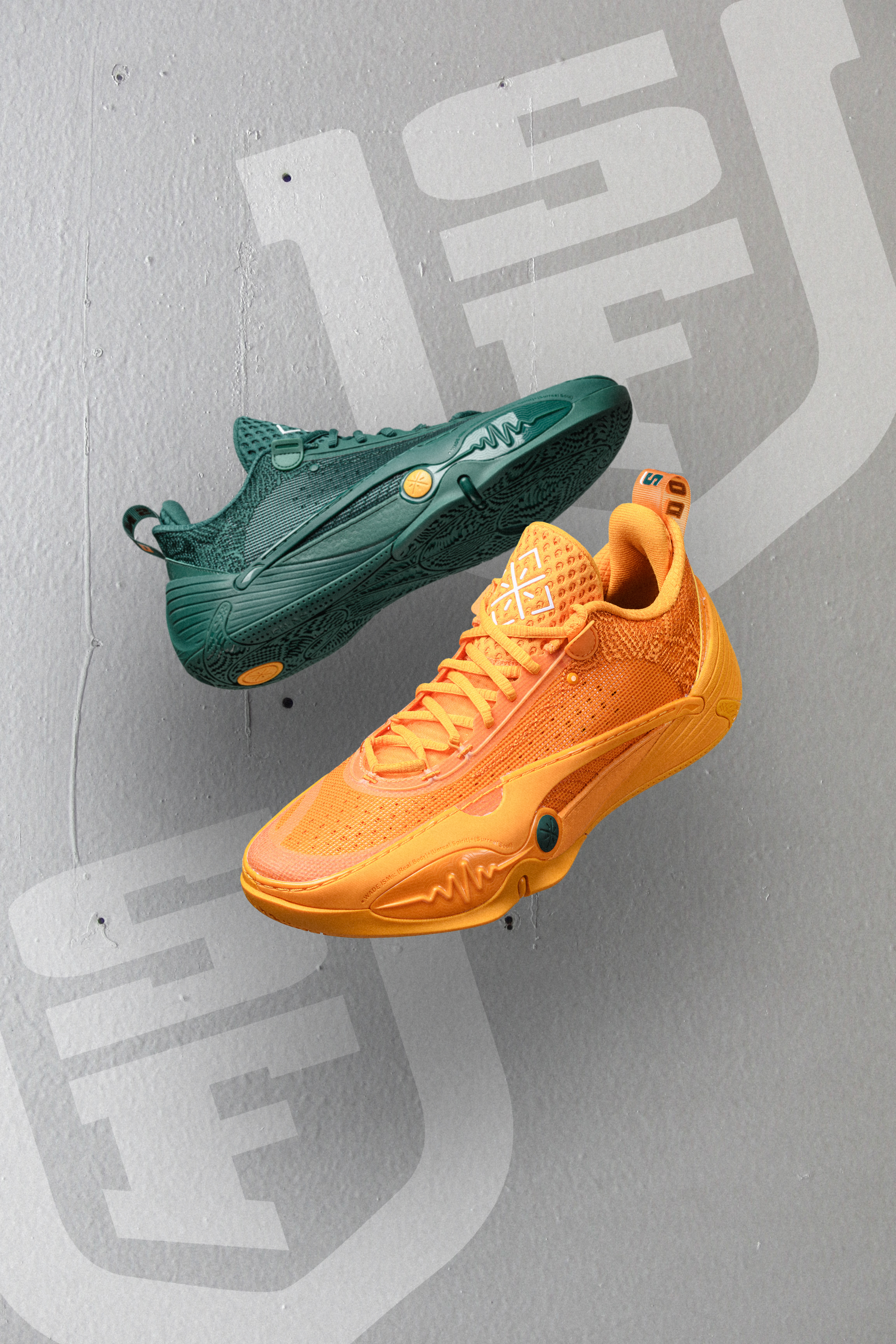 水唬开箱 想象下NBA名人堂球员韦德专程跨城来看你的大学比赛传授球场经验，并给你