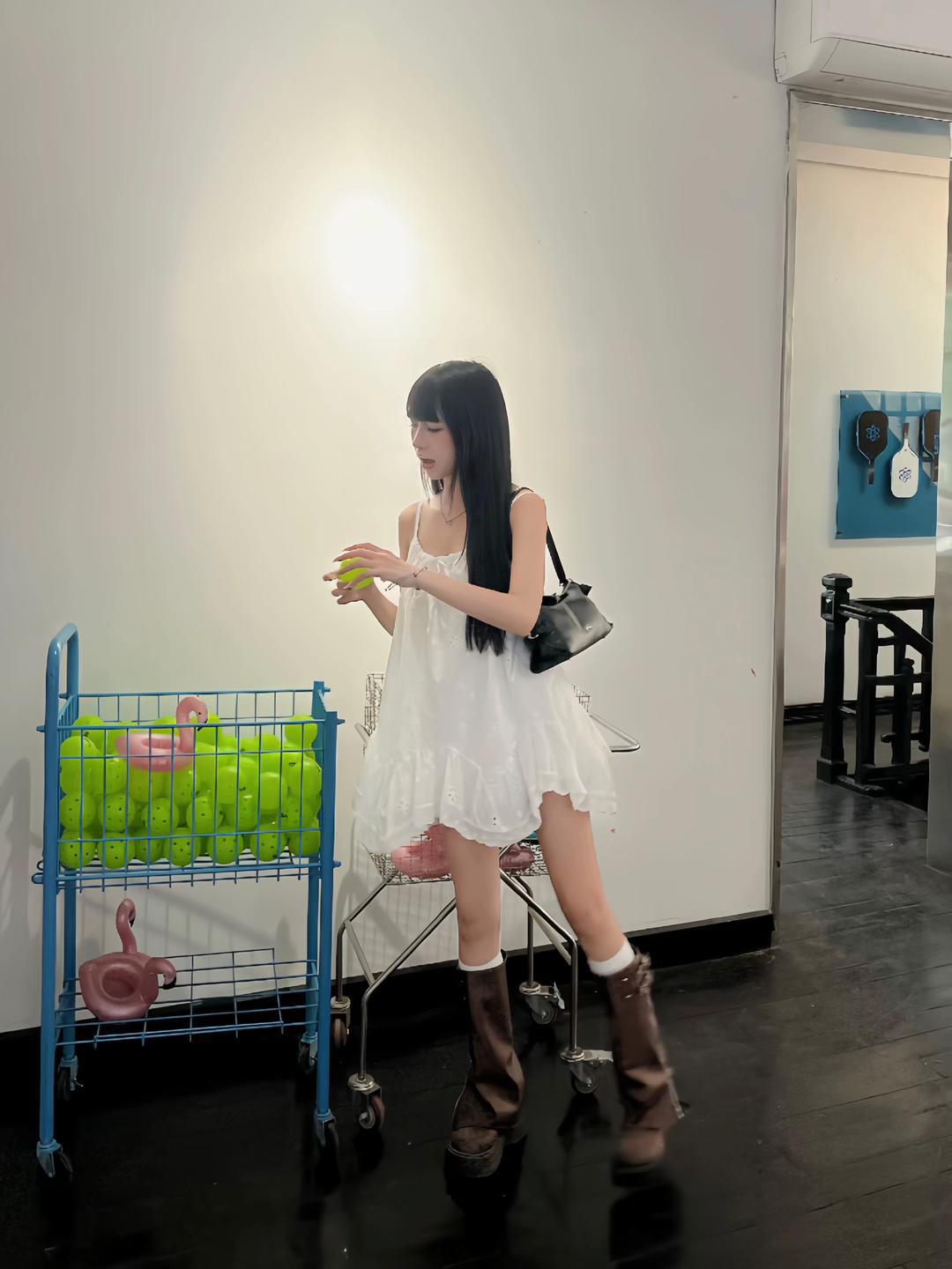 白色搭配    不同风格穿搭白色减龄穿搭 白色清爽穿搭 简约白色穿搭 白色穿搭风