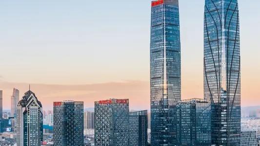 🔥春节爆火！昆明各大商业综合体迎来高光时刻
   马年新春，昆明商圈全线沸腾！