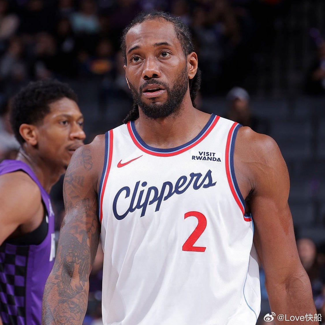 ESPN记者温霍斯特：多伦多猛龙队愿意与科怀·伦纳德签订一份顶薪合同！ 