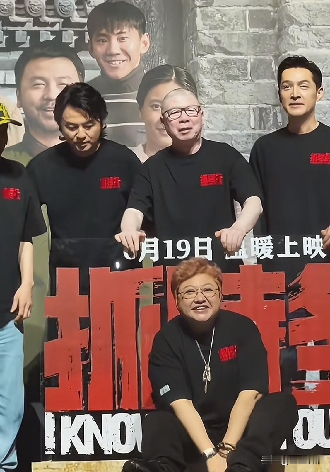 韩红本性不坏，只是说话方式总让人不适。她常年刻意扮演心中义气硬气、德高望重的大哥