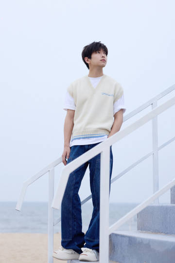 导演为了躲彭昱畅搬两次酒店  他逃他追，他插翅难飞 