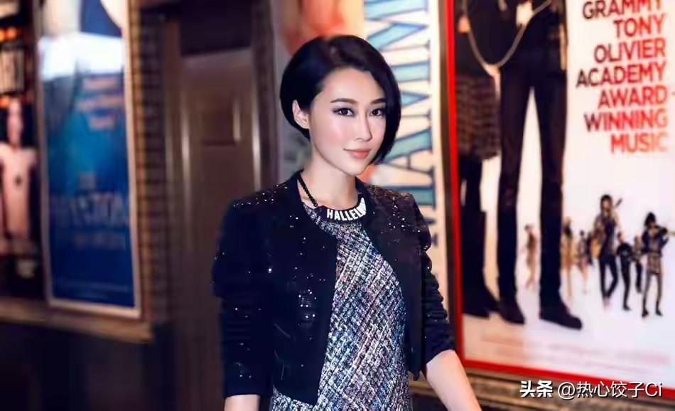 马梓涵说整个娱乐圈，高开低走女演员我可能排进前十。我所有的朋友都说我疯了，一手好