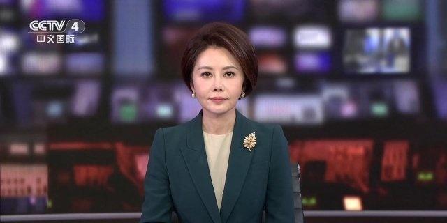 《中国海警舰艇编队今天在我钓鱼岛领海巡航》中国海警舰艇编队今天在我钓鱼岛领海巡航