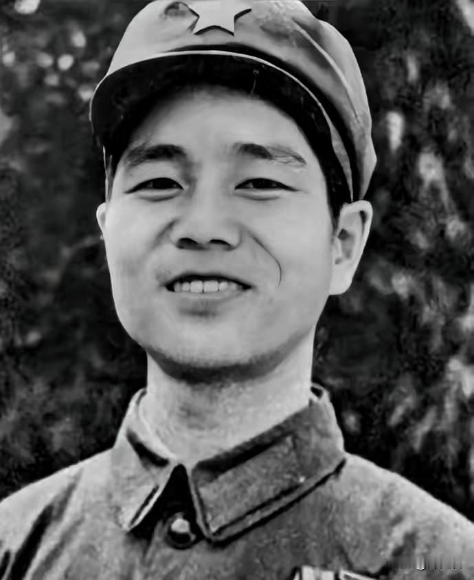从街头“打架大王”到南疆战斗英雄，这个江西小伙的蜕变太震撼
 
1978年3月，