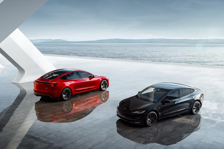 2024款特斯拉Model 3高性能版近日正式上市，该车采用前后双电机驱动，综合