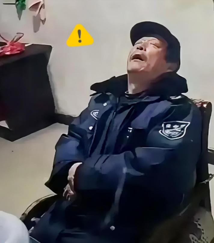 “毫无人性！连正常生理需求都不放过！”2022年，广东清远，60岁大爷做保安三年