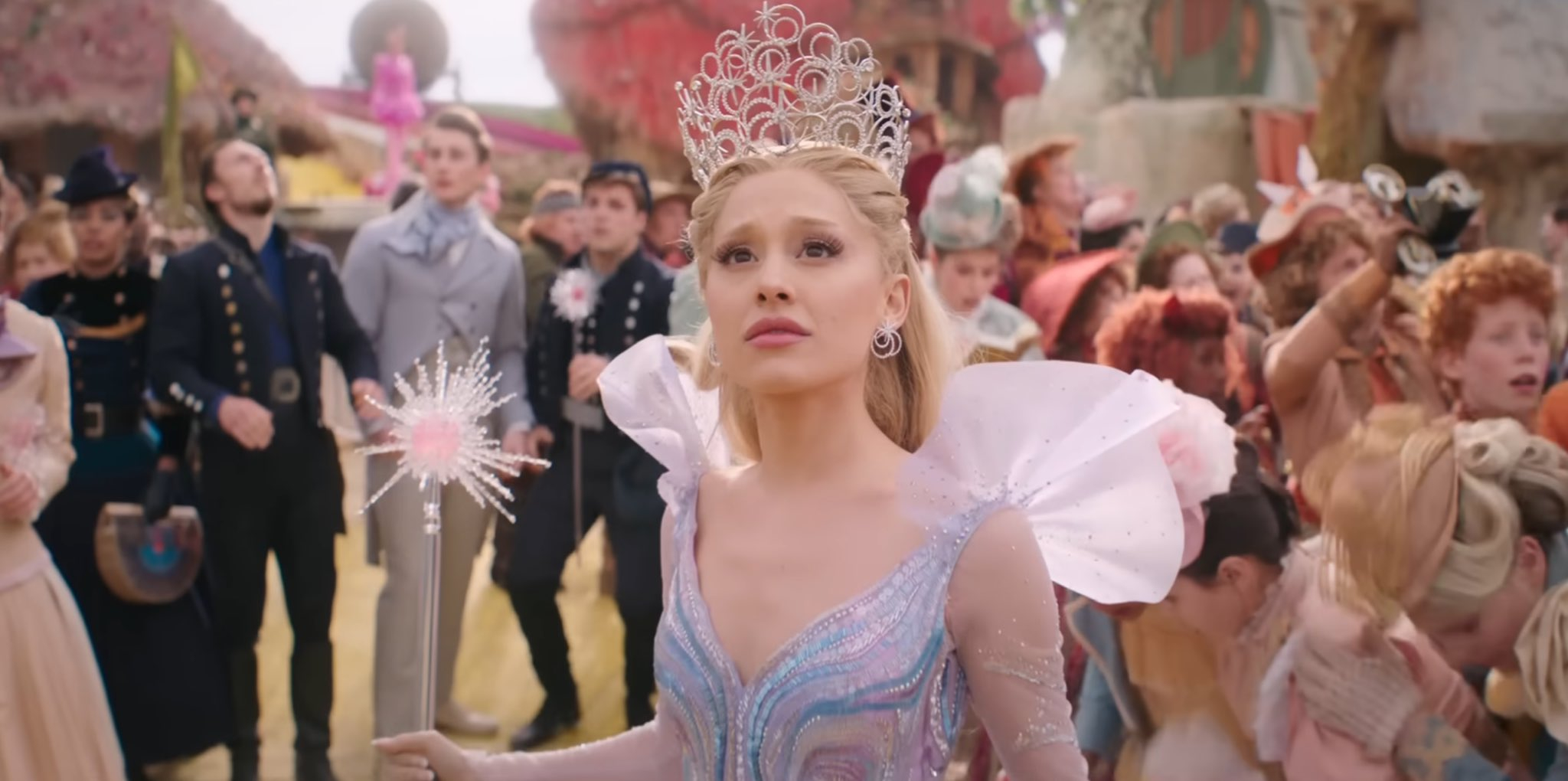 据报道，《魔法坏女巫2》首周全球票房预计将达2.28亿美元，创下有史以来百老汇改