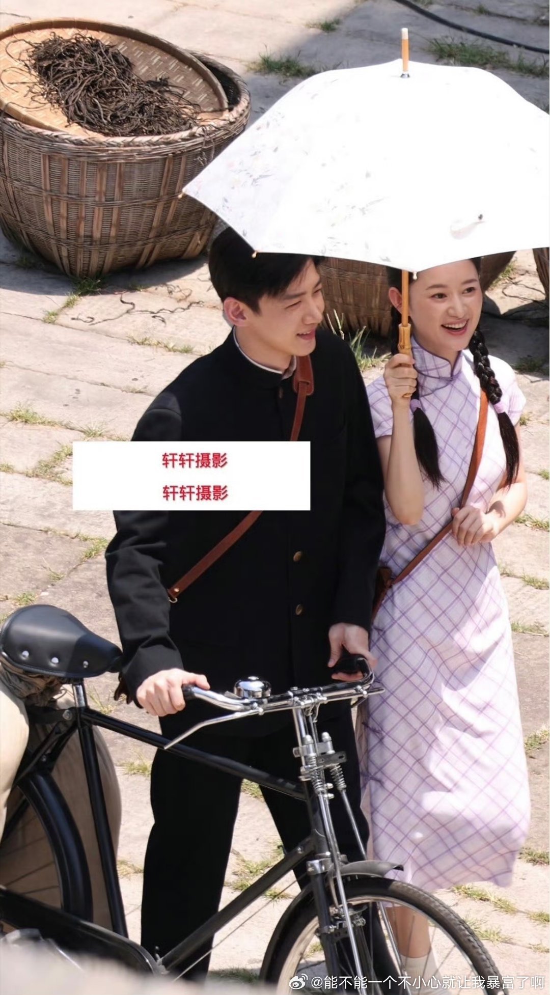 战争和人还有晓婷阿晓婷这种大气微硬朗的长相蛮适合年代和民国的 