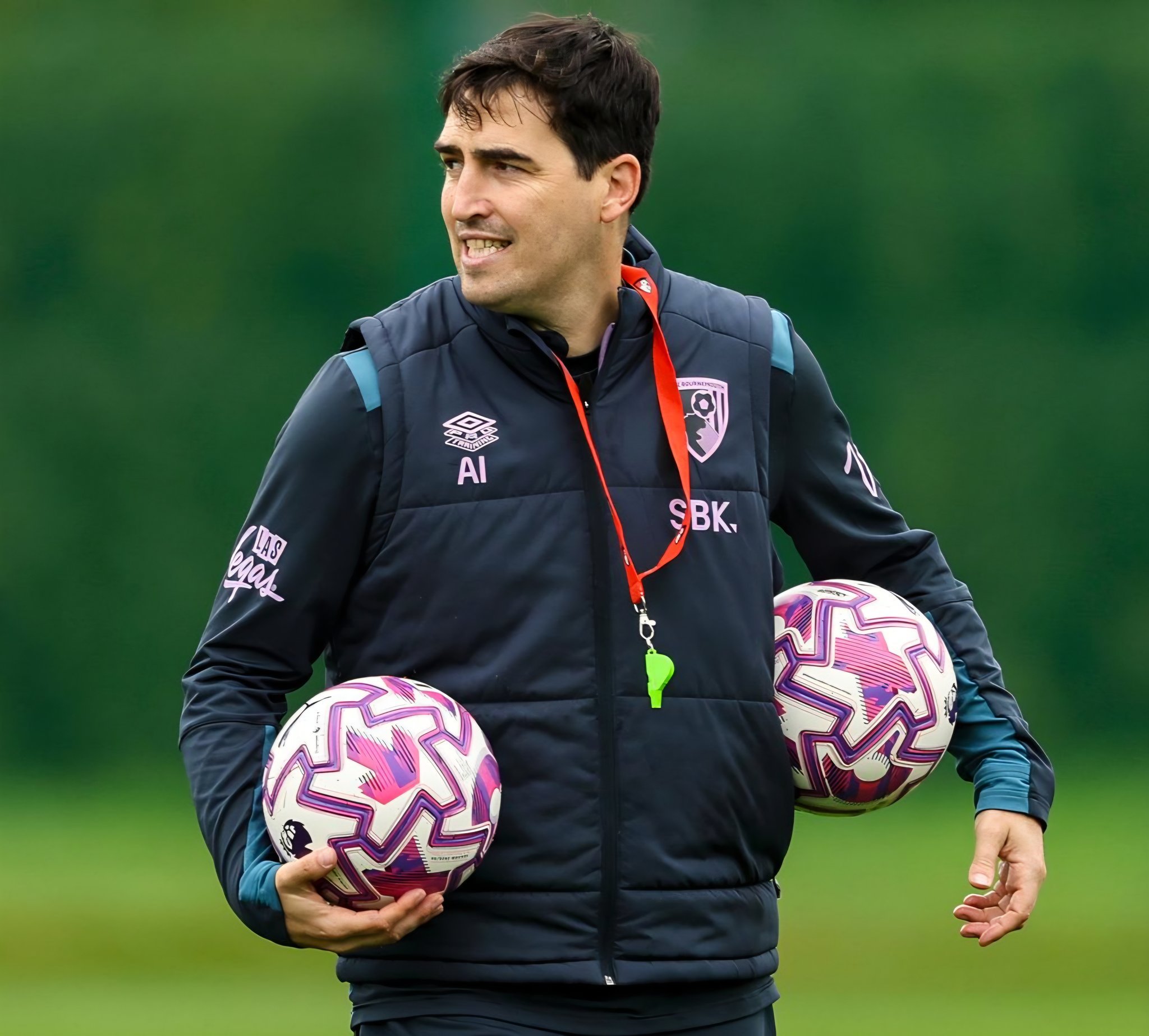 🚨🇪🇸伊劳拉是切尔西新帅位的少数早期领跑者之一！切尔西还与埃迪·豪（纽卡）