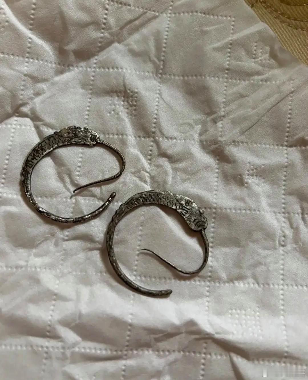 祖传的物件，大家看看值钱吗？ ​​​