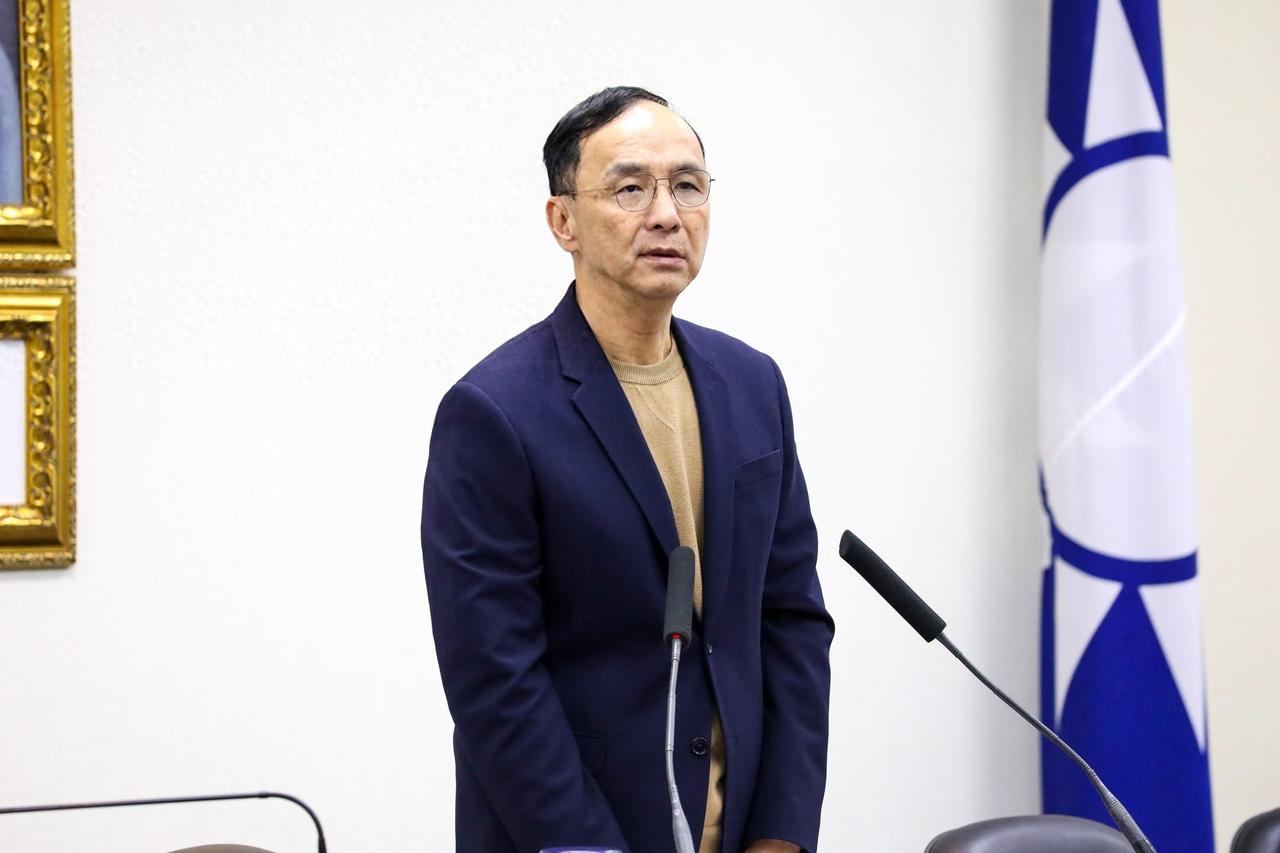 就凭这一点，为朱立伦点个赞
 
7月7日这天，国民党主席朱立伦站出来说话了。他提
