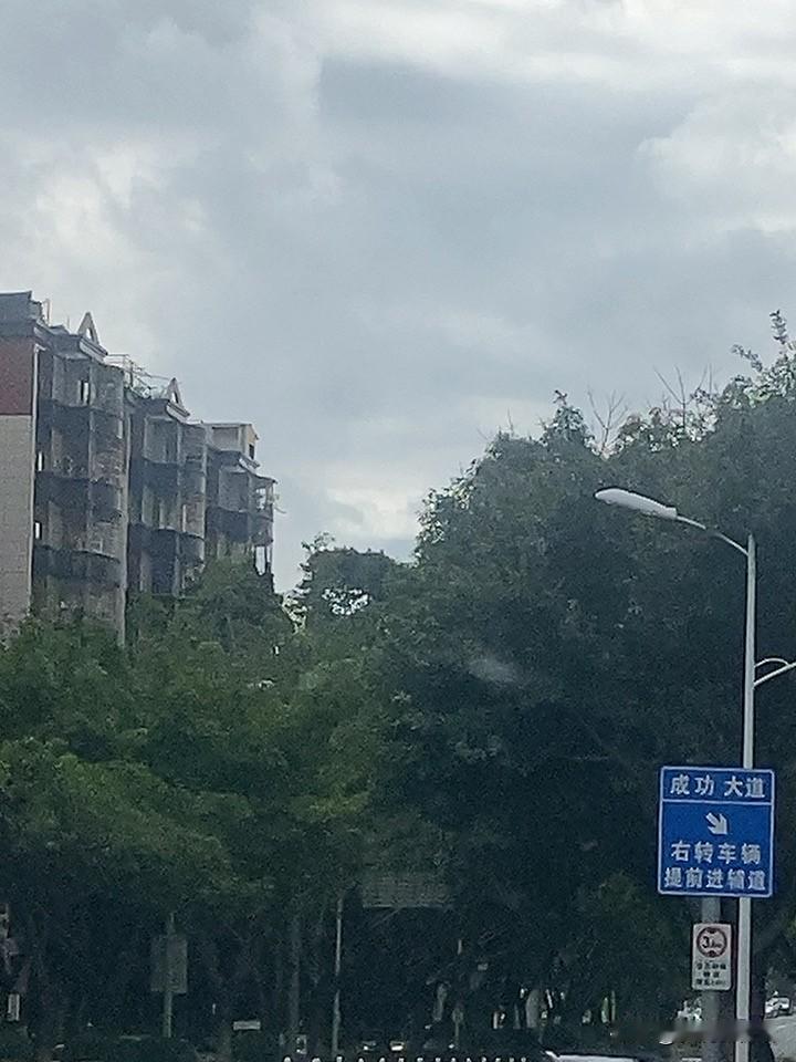 四十岁的单身女人算不算优质的女人四十岁的单身女人算不算优质的女人十八姑娘一朵花气
