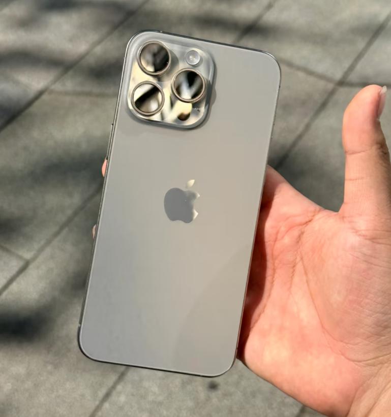 卖得好总有它的道理，iPhone 15 Pro Max上手两个月了，分享一些它很