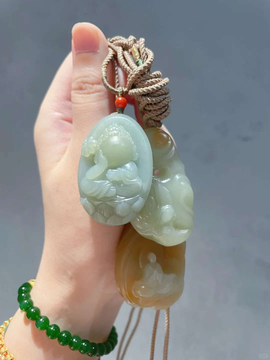 今晚的吊坠 是心动的感觉