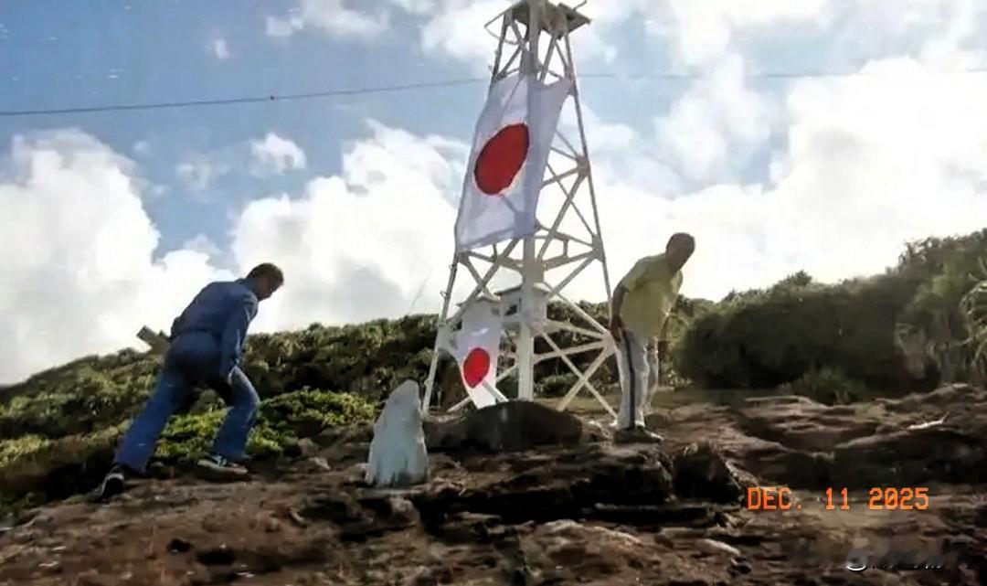 好多人都说要拆灯塔？错了！这是最蠢的战术，因为日本巴不得我们动手，那几块破砖头柱
