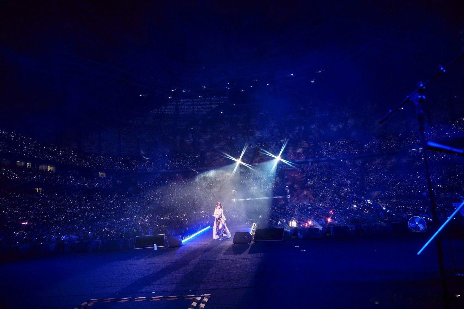 黄霄雲在声生不息后台集邮 声生不息收官真的好舍不得！黄霄雲后台第一视角集邮太治愈