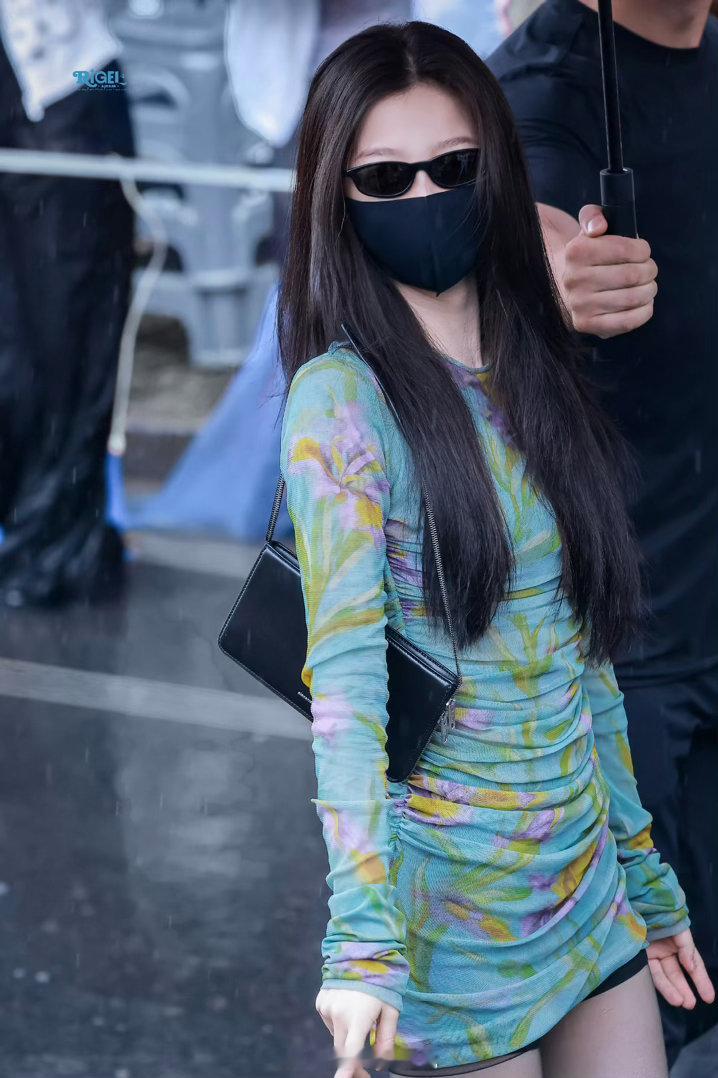 虞书欣娜扎撞衫虞书欣好美！！！ 