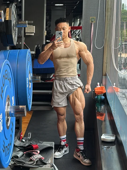 又小又肥