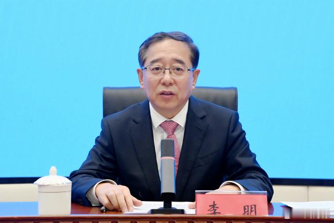 证监会副主席李明：去年A股公司分红总额、回购股份金额均创历史新高。从表述看，红利