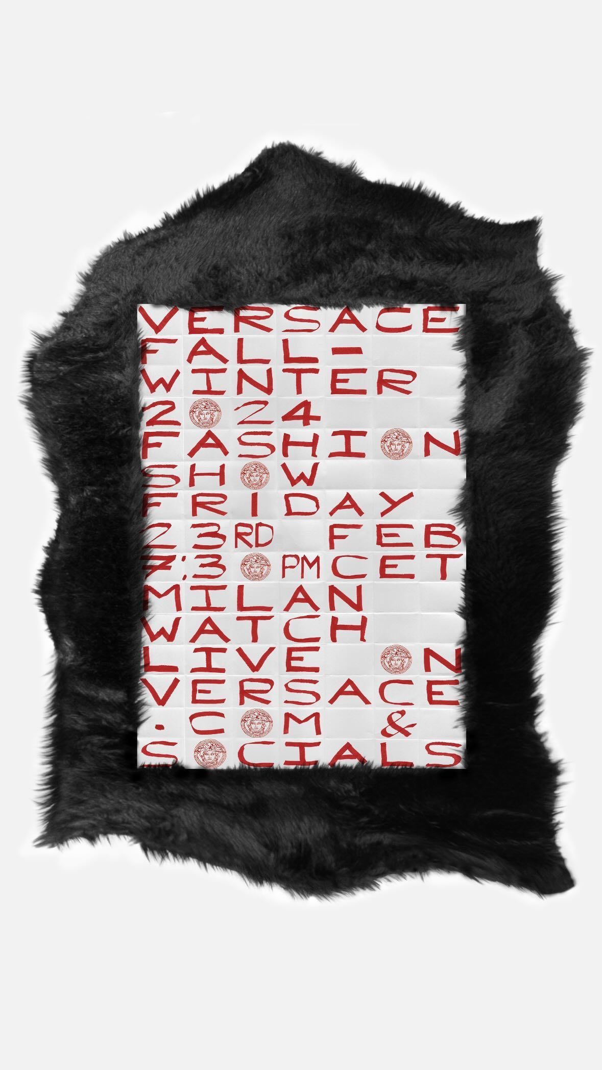 米兰时装周Versace 2024秋冬大秀预告，明天凌晨两点半发布，静候期待。 