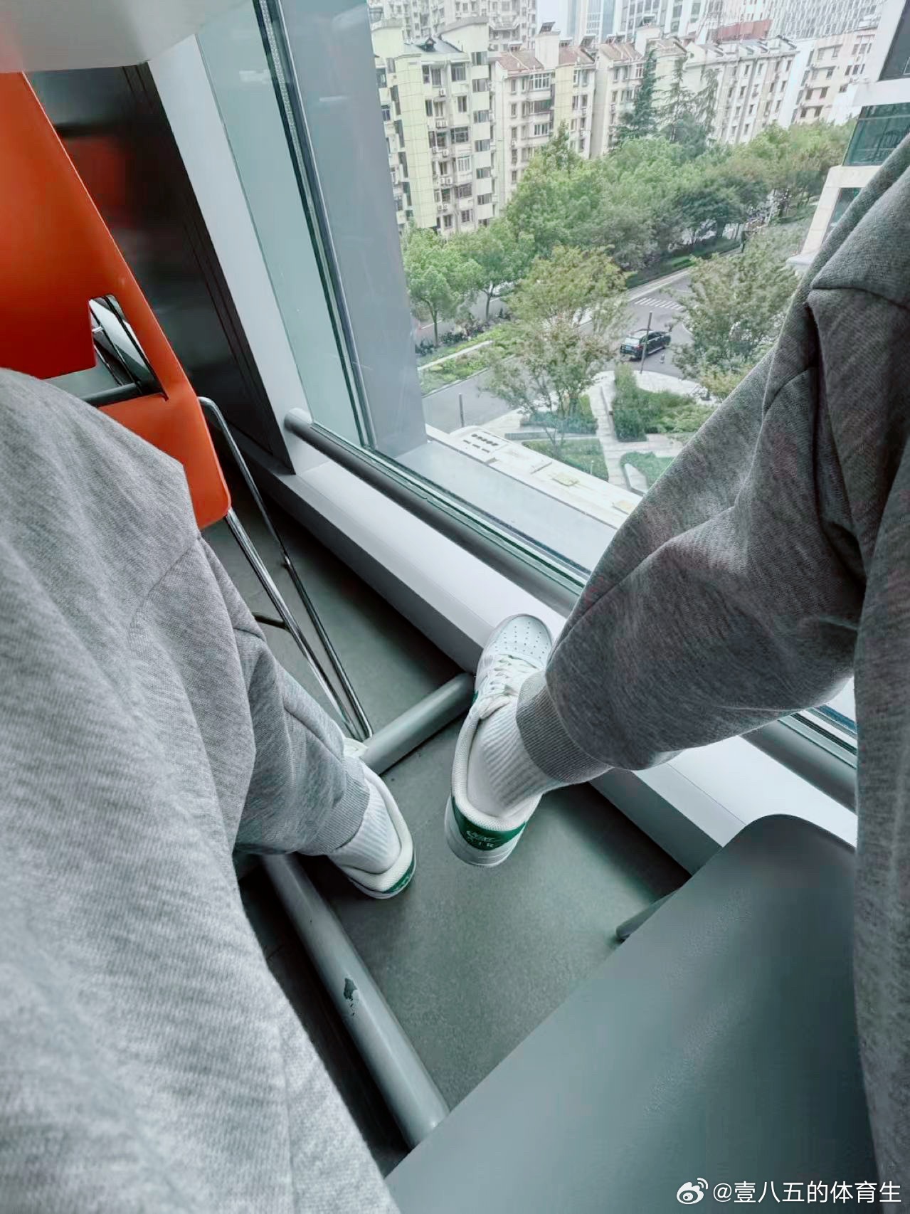 不想上班(๑•̀ω•́๑)💼 ​​​