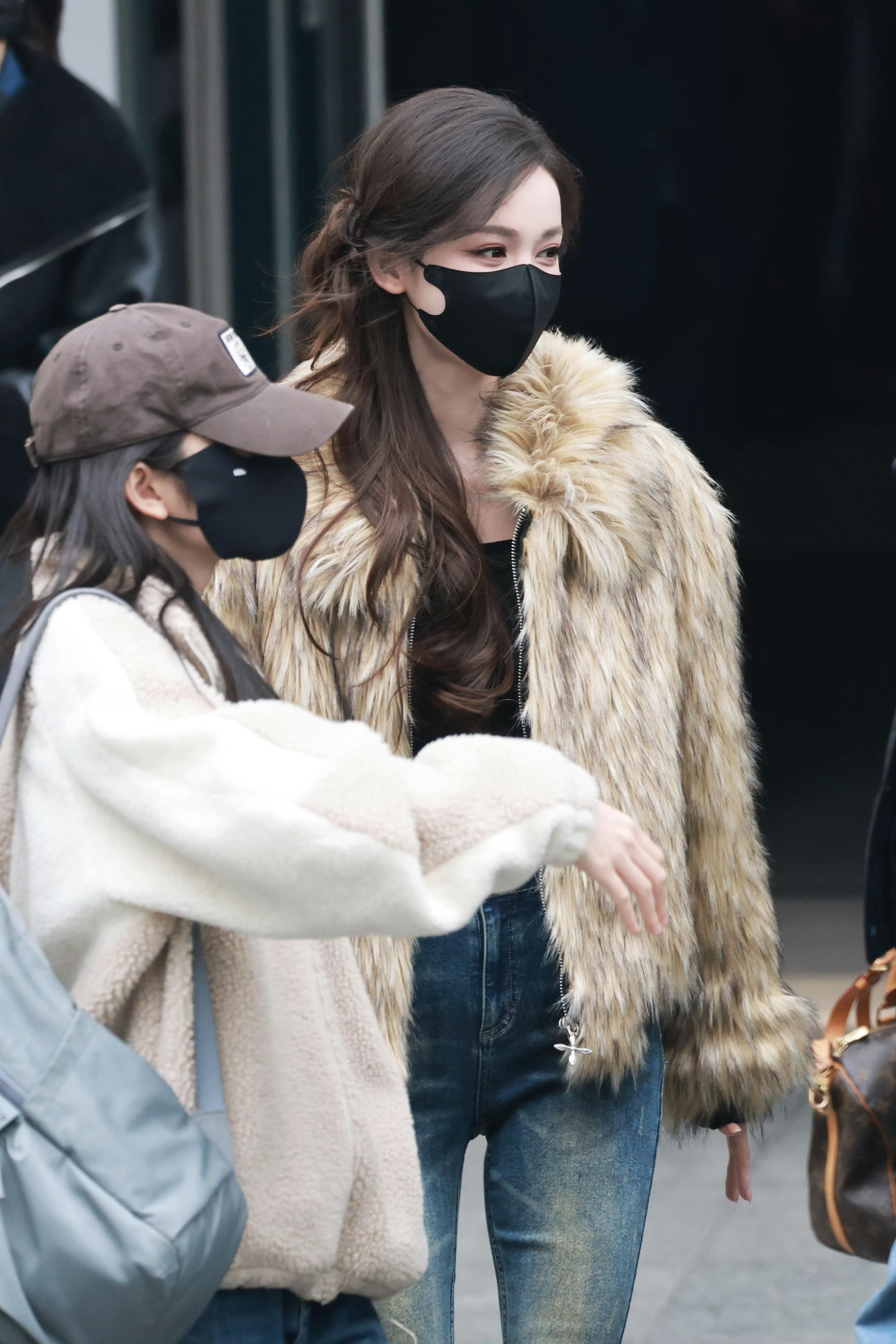 娜扎好六上班美成啥样了啊啊，女神美成这样！ 