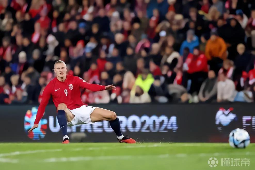 挪威无缘直通欧洲杯，哈兰德可能又一次无缘大赛！
在0比1再次输给西班牙之后，挪威