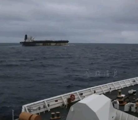 战斗民族面子碎一地！俄油轮换皮三连仍被美国扣押
 
 
俄罗斯“贝拉一号”油轮被