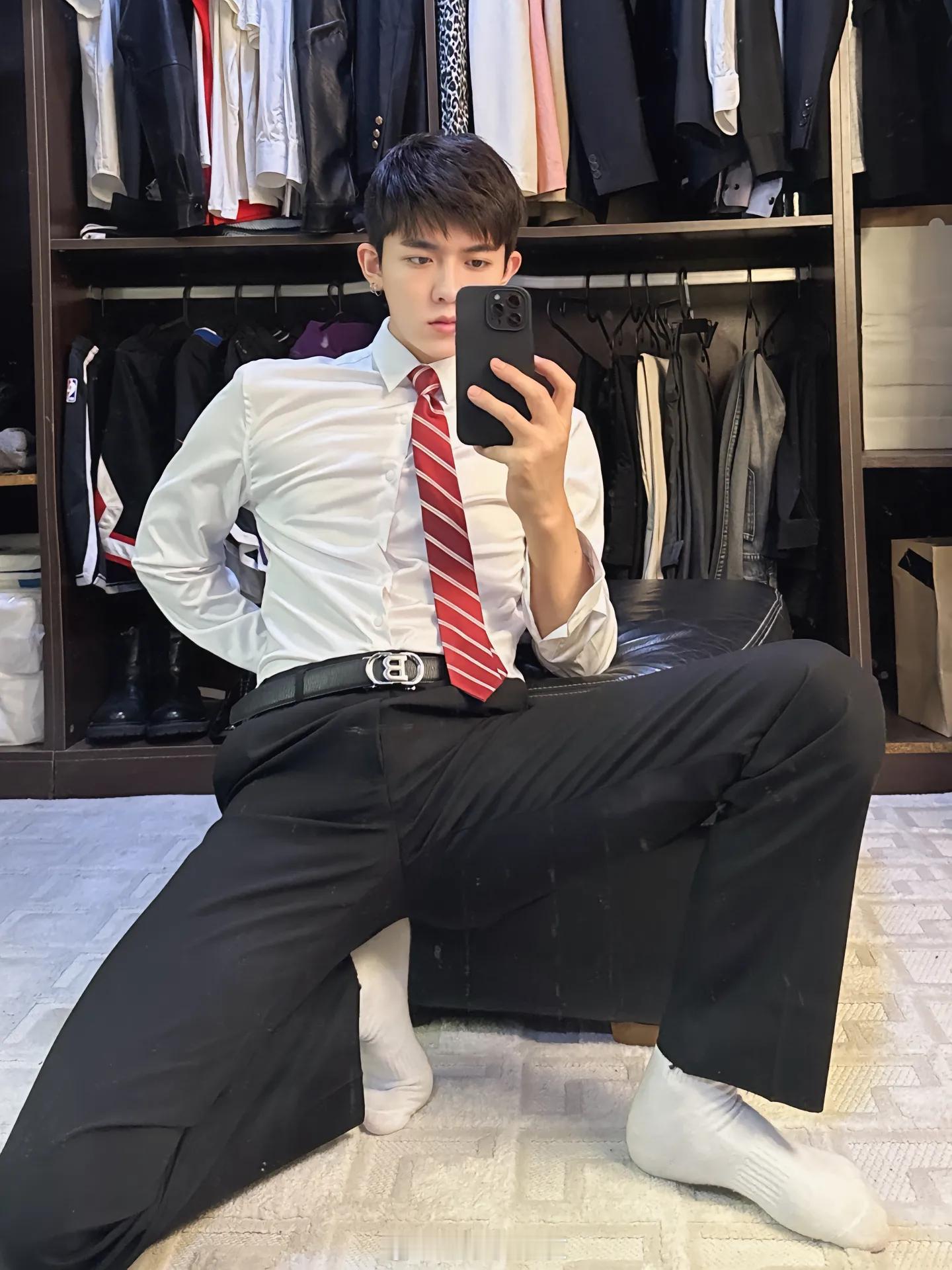 白袜帅哥[赞][舔屏] 