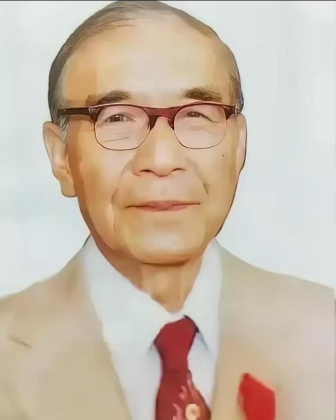85岁的他喝迷糊了，把家里23岁的小保姆当成了自己老婆。保姆没有反抗，第二天，保