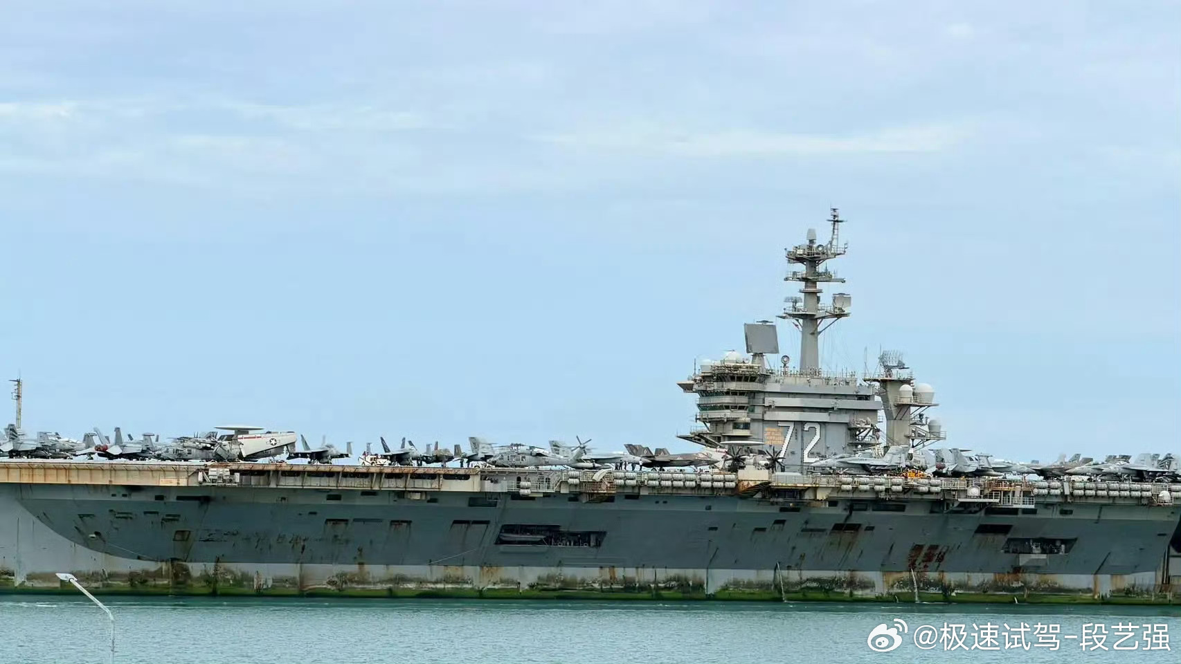 林肯号航母停靠泰国，这太旧了吧？ 废铁！ ​​​