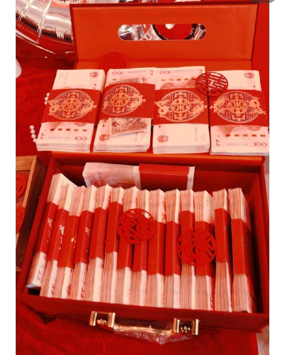 相亲两天订婚后，女方称患尿毒症，要求男方贷款600万元为她治病，据中国裁判文书网