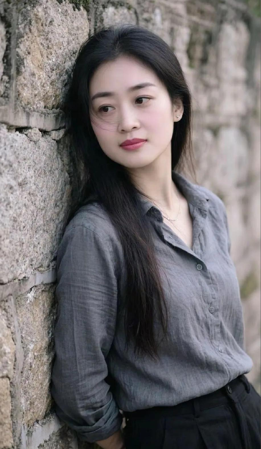 人到中年
如果你能达到六条
就算一个幸福的人
尤其是第一和第十条

第一   有