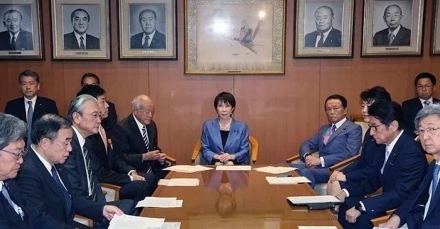 日本最担心的就是把战火烧到本土，因为日方领土狭小，四面环海，本土资源有限。一旦把