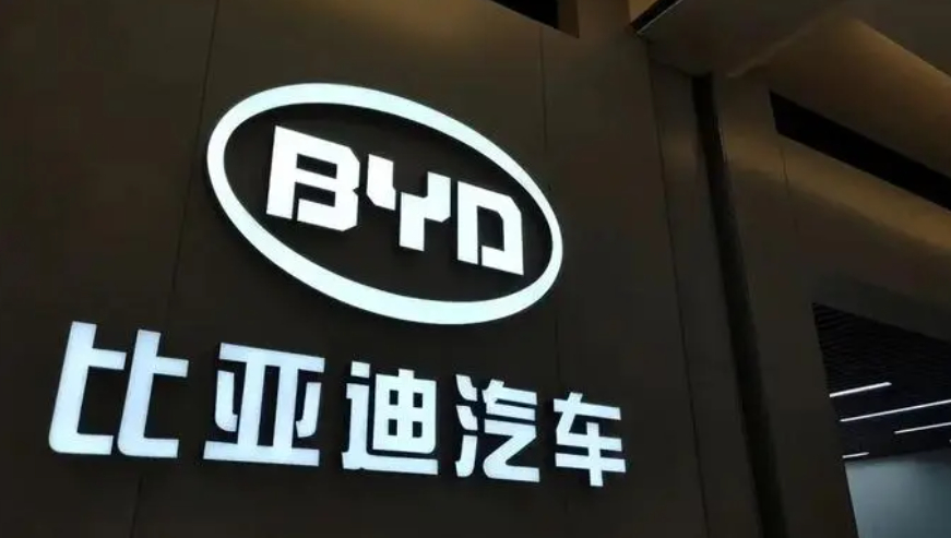 比亚迪回应被指汽车圈恒大 针对“比亚迪被指是汽车圈恒大”的争议，比亚迪集团品牌及