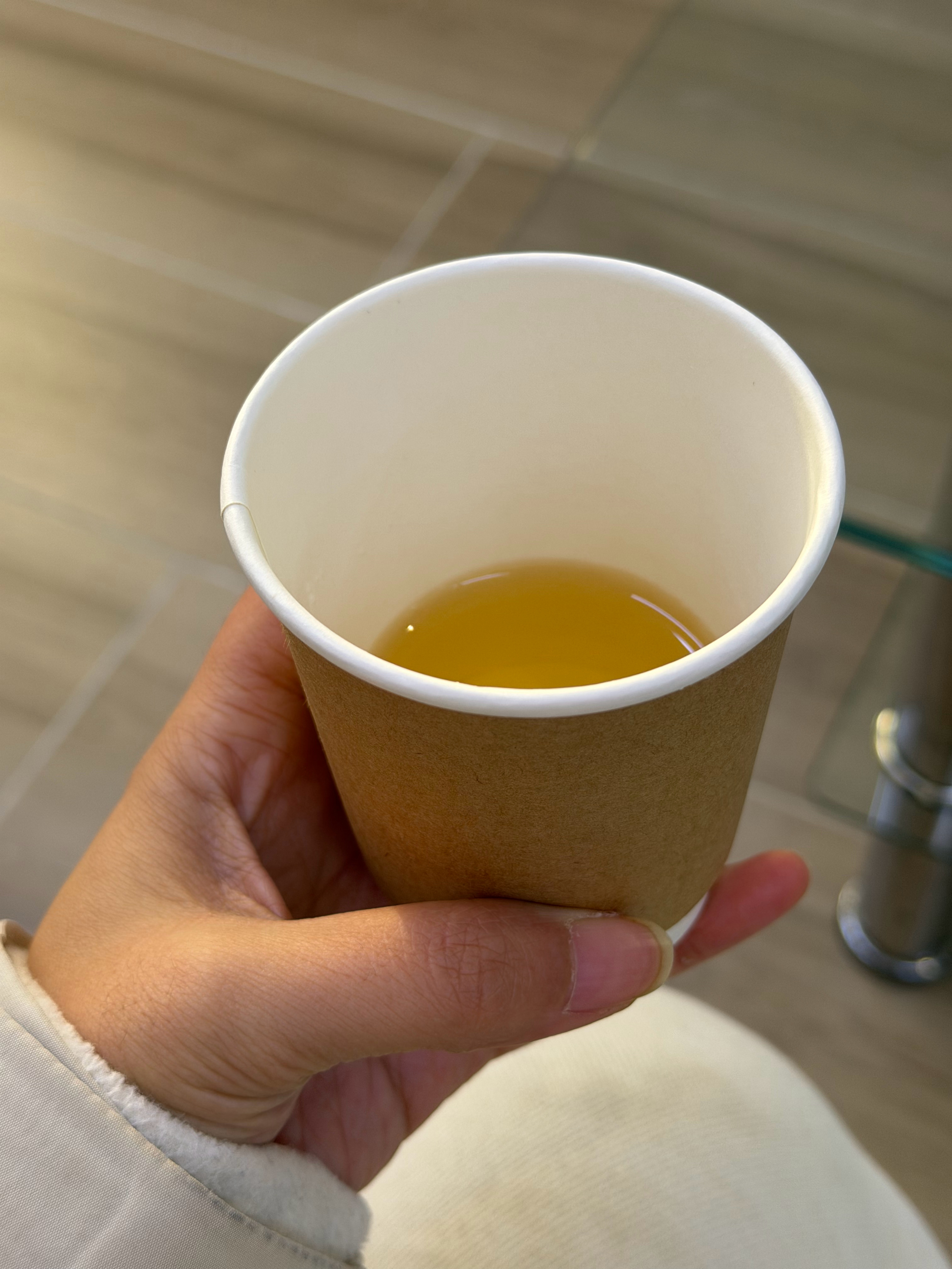 今天没出差，我积极一回接火箭放学学校门口不好停车，我就打车来的，结果到早了，把我