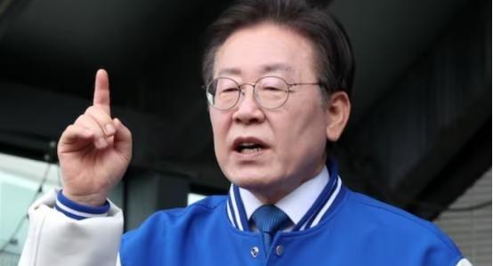炸锅了！！！韩国总统李在明的一句话，从首尔传遍了全世界：“中国的家事，凭什么让我