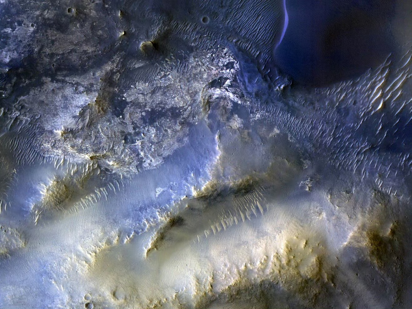 NASA火星勘测轨道器高分辨率相机(HiRISE)完成对火星表面第10万张成像，