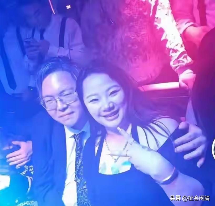 向佑已经结婚了？！

向佐在 《言外之易》访谈中首度亲口证实——弟弟向佑已悄悄结