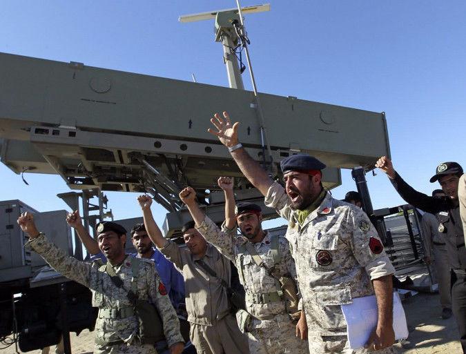 美军力大集结！24小时内，超50架战斗机，150架运输机调往中东，特朗普警告伊朗